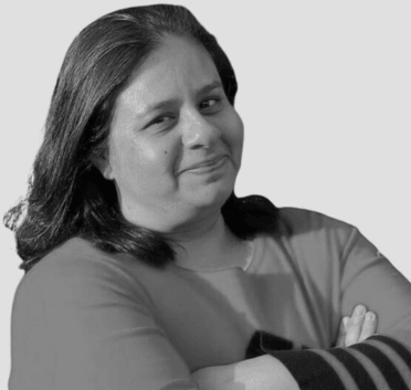 Nicole Fernandez headshot