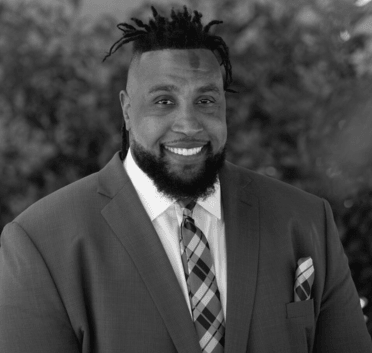 Charles Hansen headshot